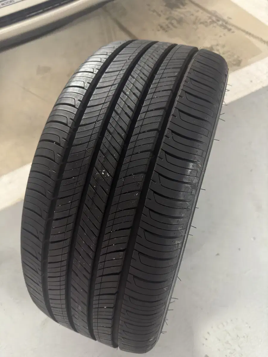 한타 키너지gt 225/45R17 판매합니다